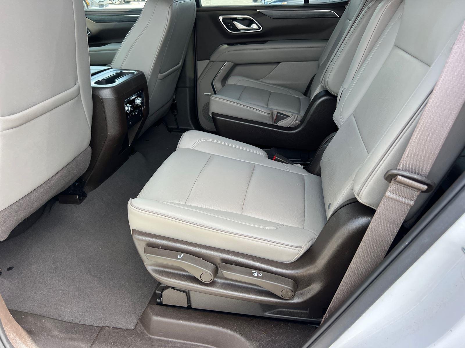 Used 2022 Summit White GMC SLT image 21