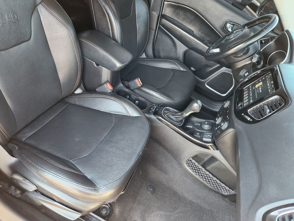 Used 2020 White Jeep Limited image 11
