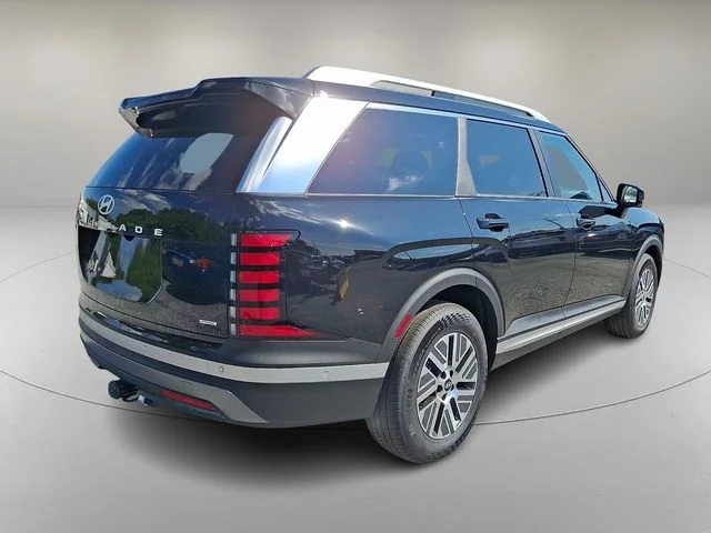 New 2026 Black Hyundai SEL Premium image 4