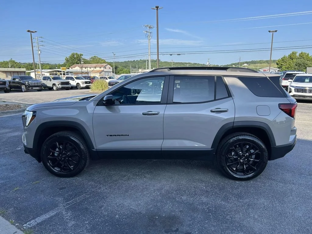 New 2027 Riverstone Metallic GMC Elevation image 7