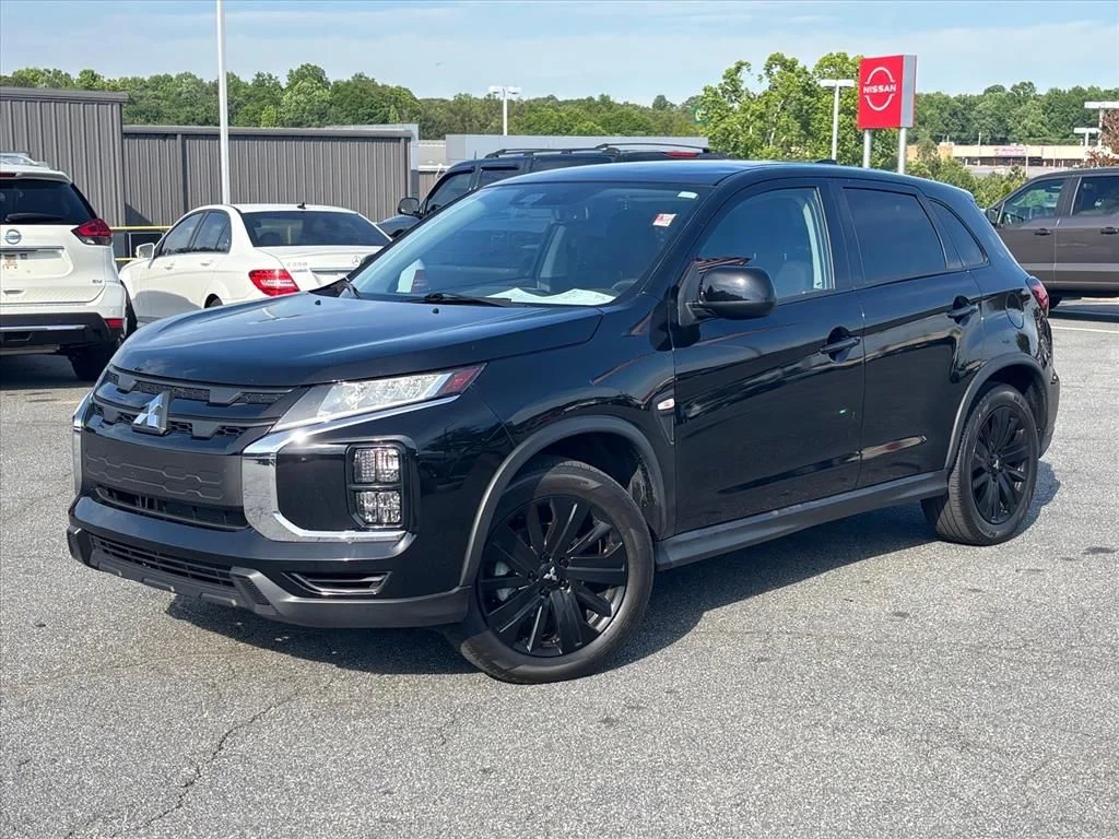 Used 2024 Black Mitsubishi 2.0 LE image 2