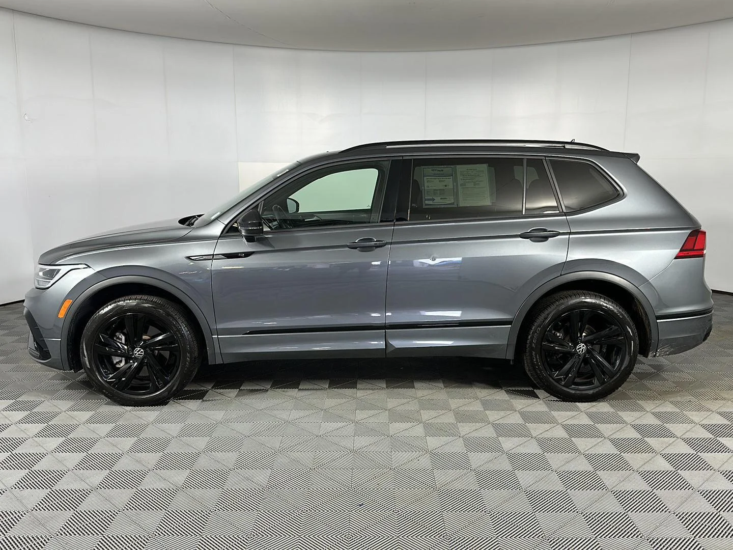 Used 2024 Platinum Gray Metallic Volkswagen SE R-Line Black image 16