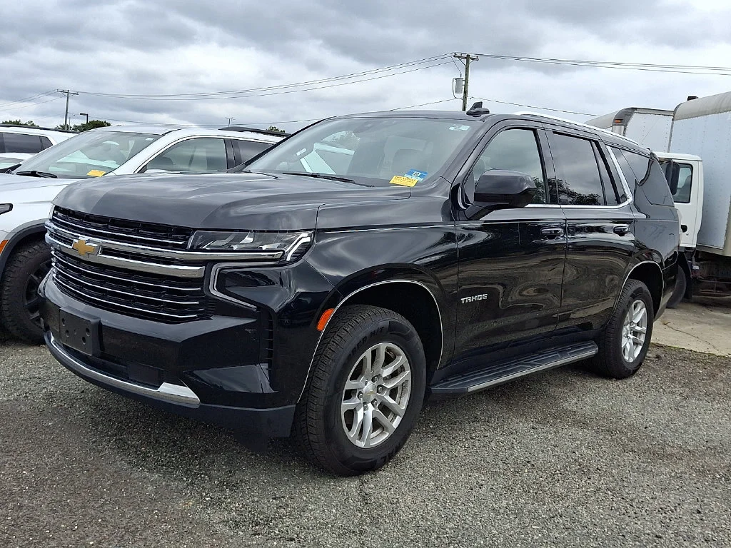 Used 2021 Black Chevrolet LT image 4