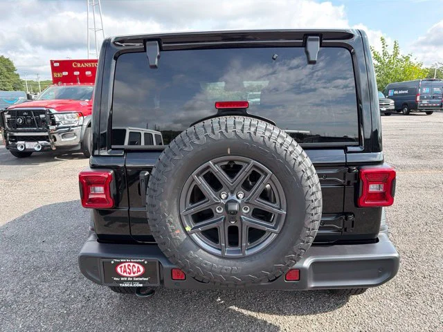 New 2027 Black Jeep Sport S image 4