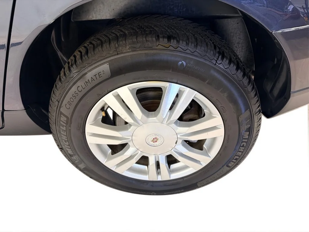 Used 2016 Blue Cadillac Luxury image 15