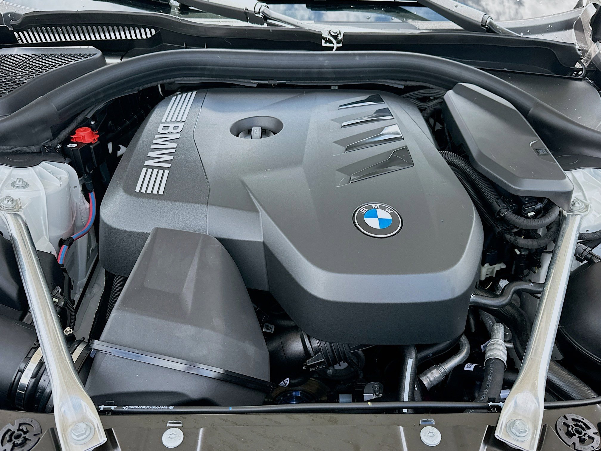 New 2026 Alpine White BMW 530i image 25
