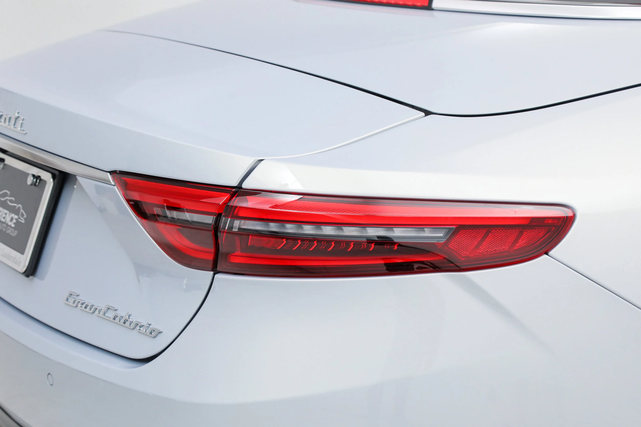 Certified Used 2026 White Maserati  image 12