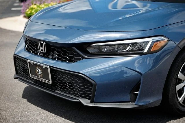 New 2026 Blue Lagoon Pearl Honda LX image 3