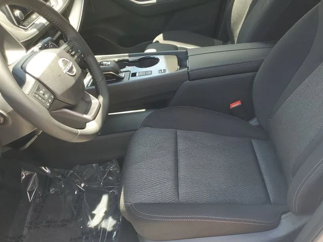 2026 Nissan Rogue SV - Photo 9