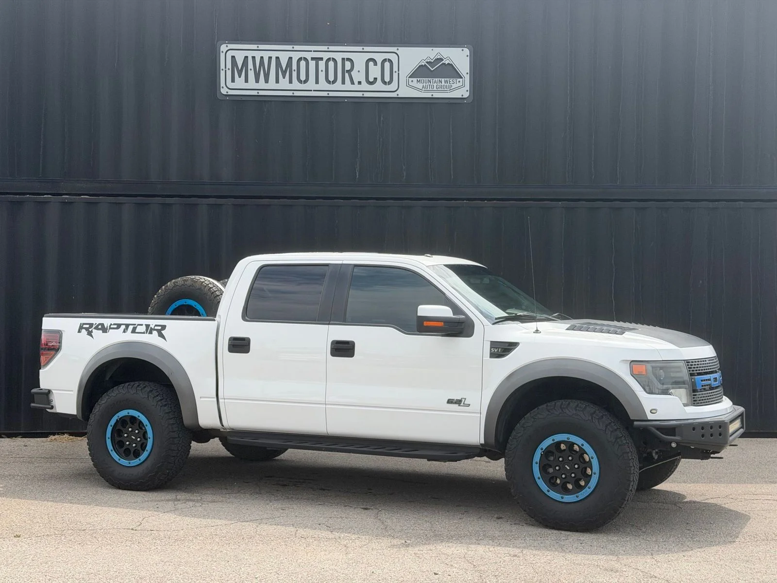 Used 2013 White Ford SVT Raptor image 1