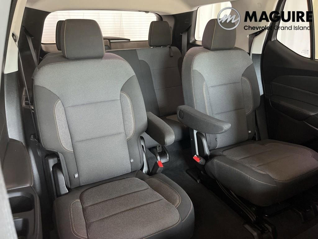 Used 2021 Satin Steel Metallic Chevrolet LT Cloth image 31