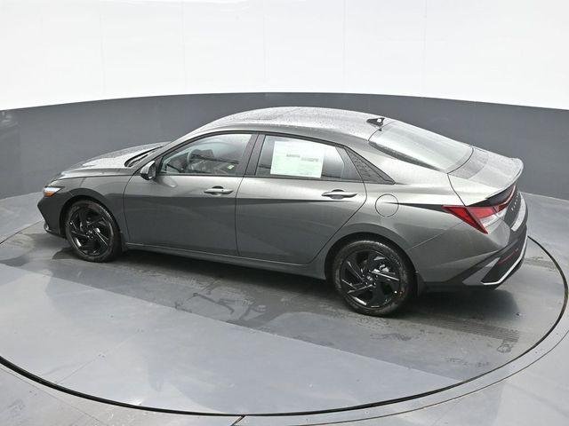 New 2026 Gray Hyundai SEL Sport Plus image 11