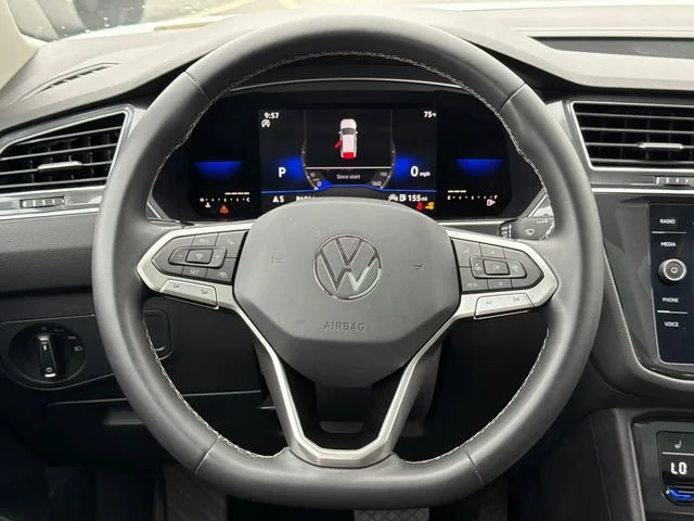 Used 2022 White Volkswagen 2.0T SE image 24