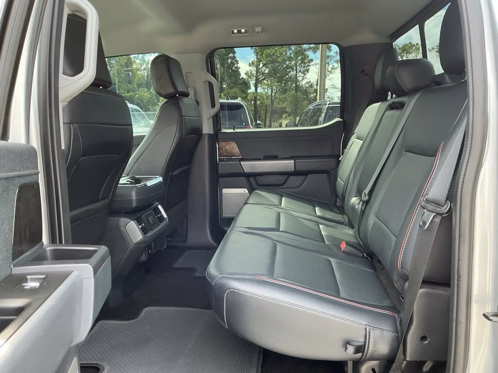 Used 2022 Silver Ford Lariat image 19
