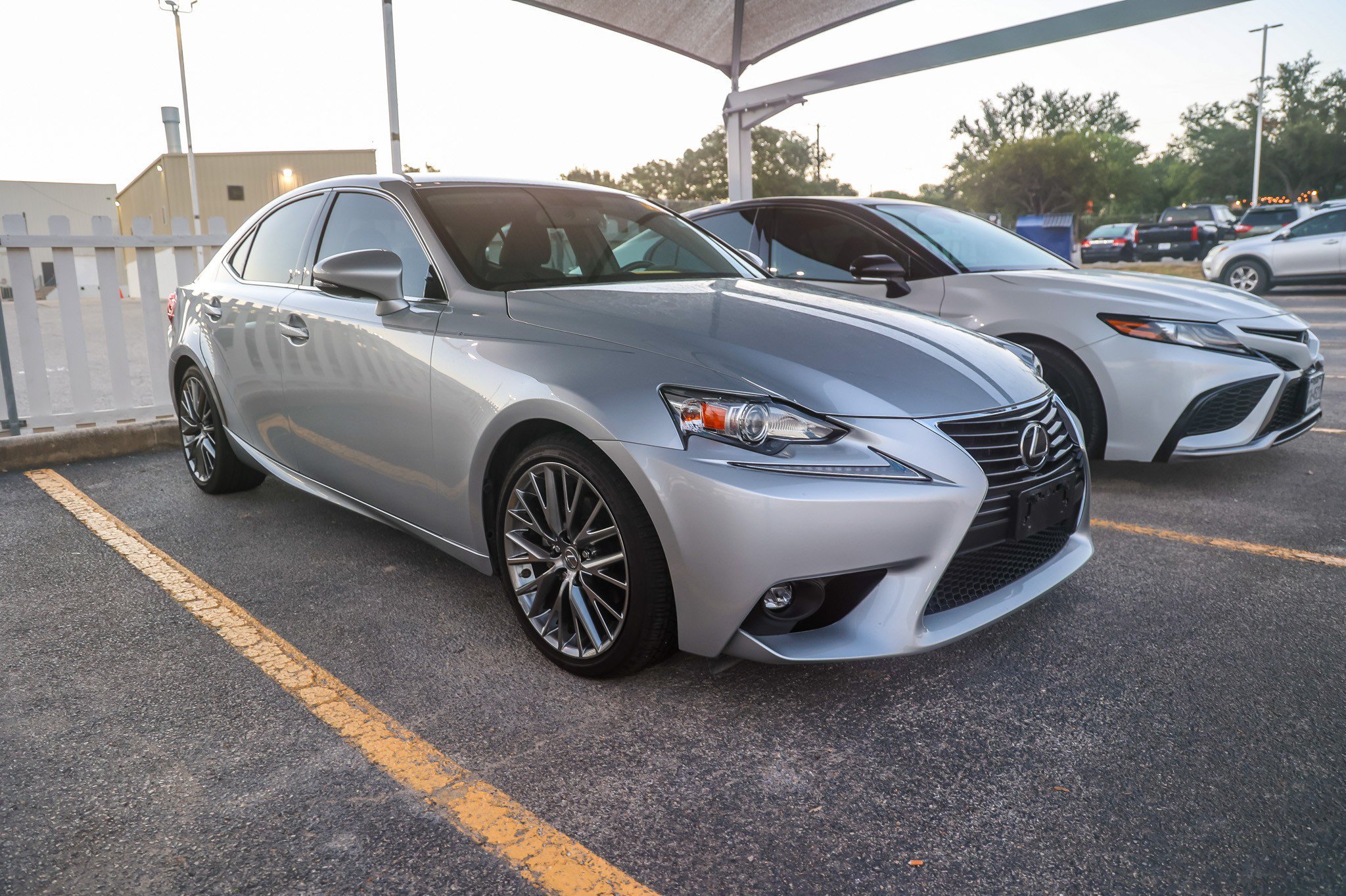 Used 2015 SILVER LINING MET Lexus  image 5