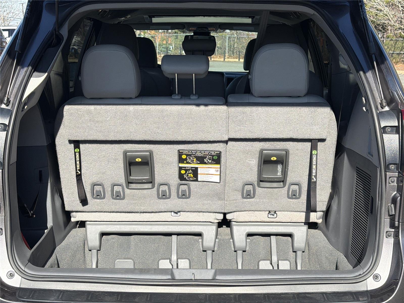 Used 2020 Predawn Gray Mica Toyota XLE image 31