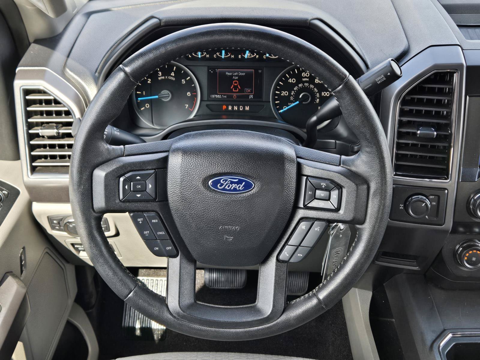 Used 2020 Black Ford XLT image 21