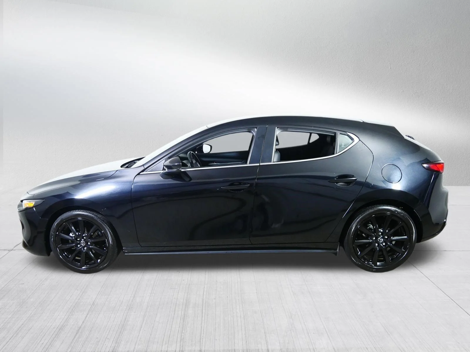 Used 2025 Jet Black Mica Mazda 2.5 S Select Sport image 4