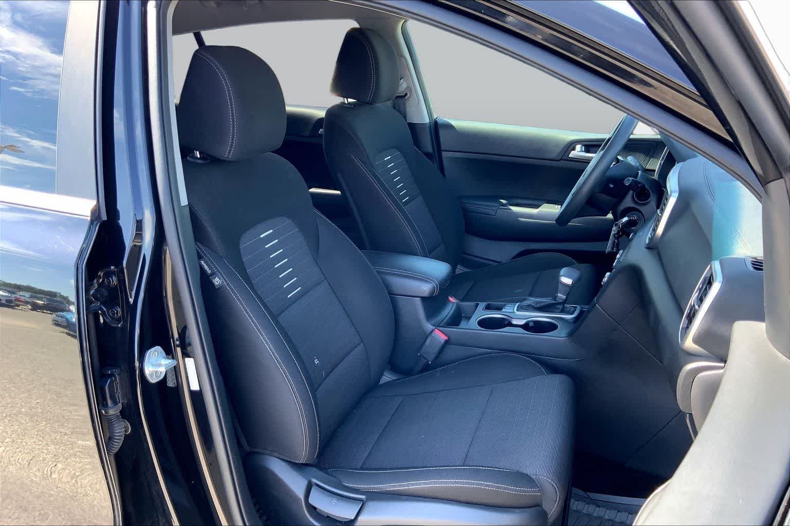 Used 2021 Black Cherry Kia LX image 9