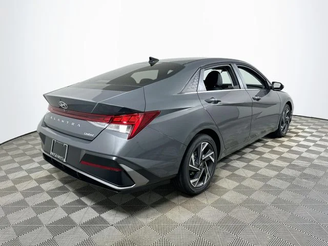 New 2026 Hyundai ELANTRA Limited