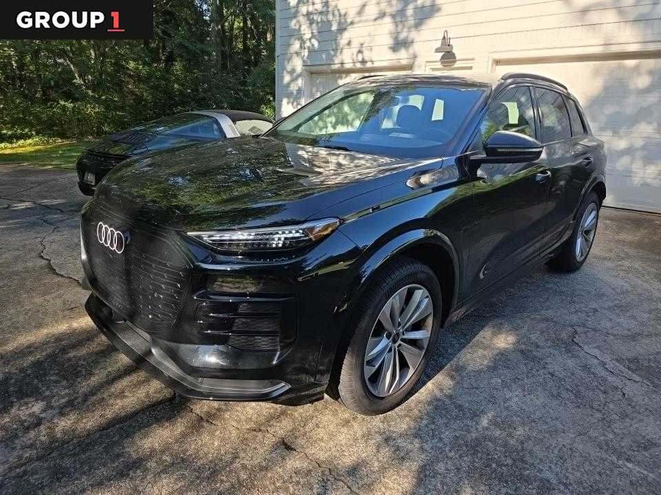 2025 Audi Q6 e-tron Premium Plus
