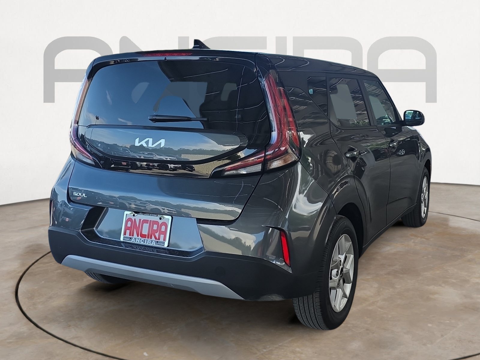 Certified Used 2025 Gravity Gray Kia LX image 8