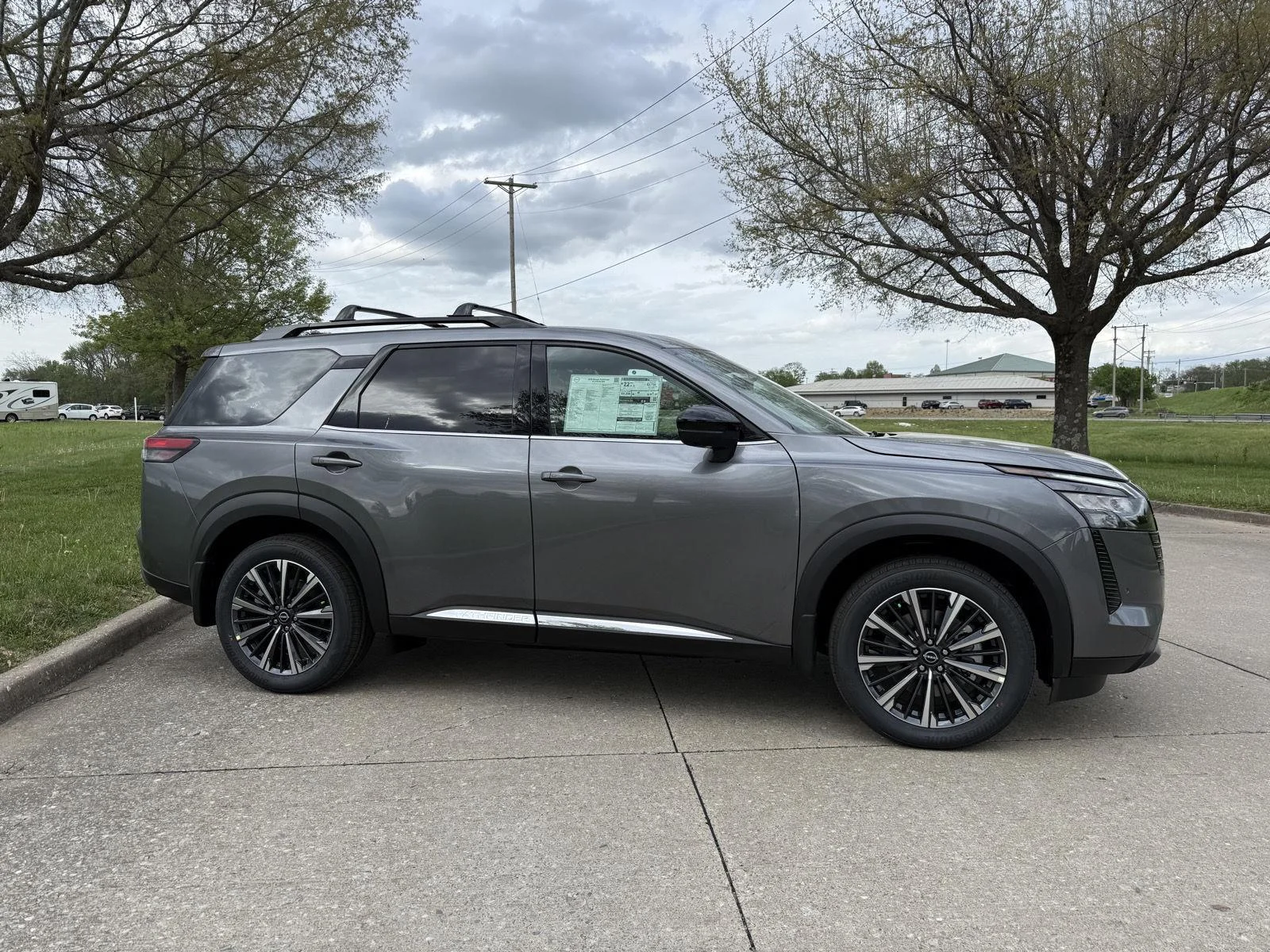 New 2026 Gun Metallic Nissan Platinum image 3