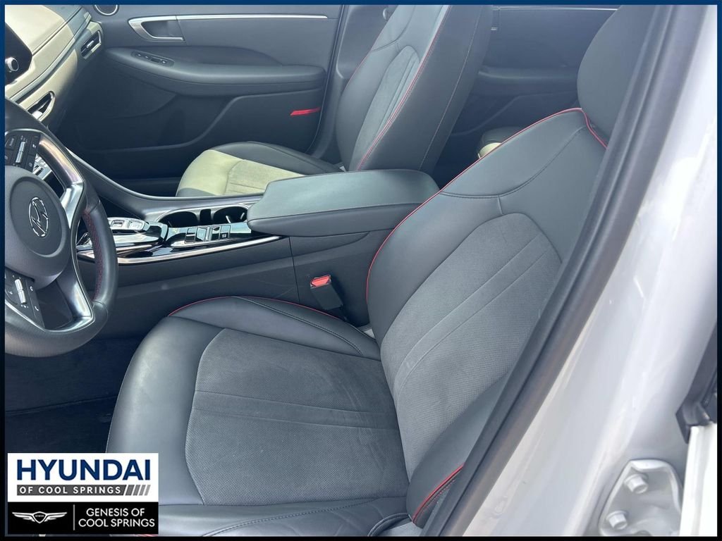Used 2020 Gray Hyundai SEL Plus image 14