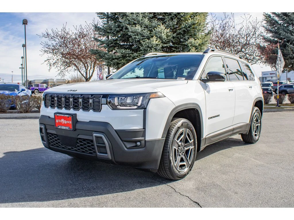 New 2026 Bright White Clearcoat Jeep Laredo image 4