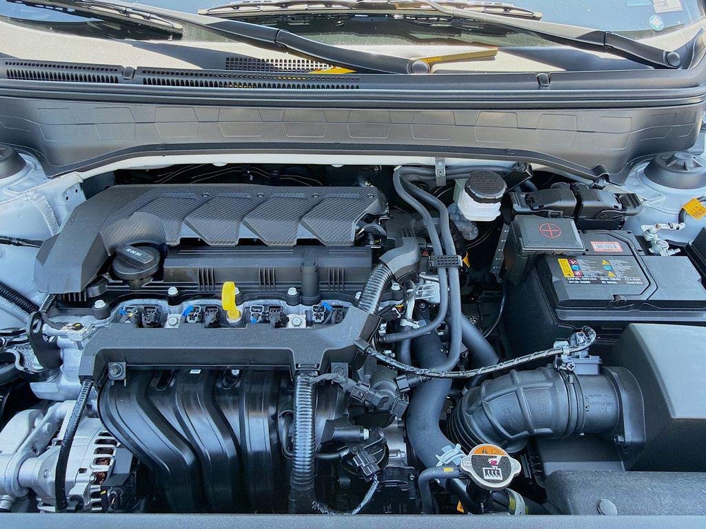 New 2026 Shimmering Silver Hyundai SEL image 21
