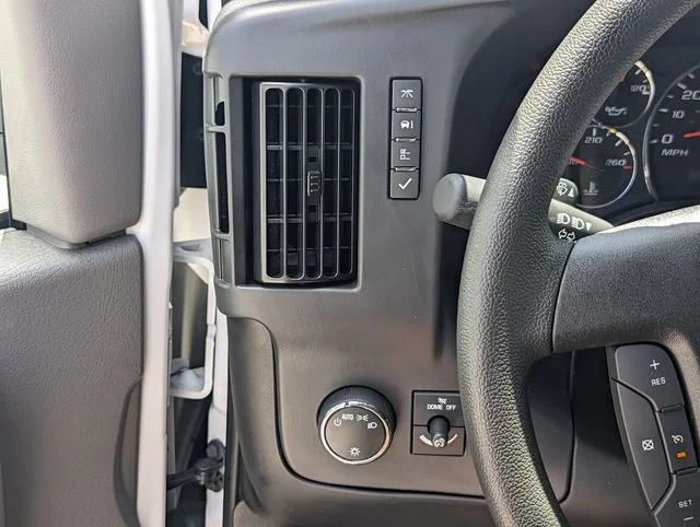 2025 Chevrolet Express Cargo Work Van - Photo 32