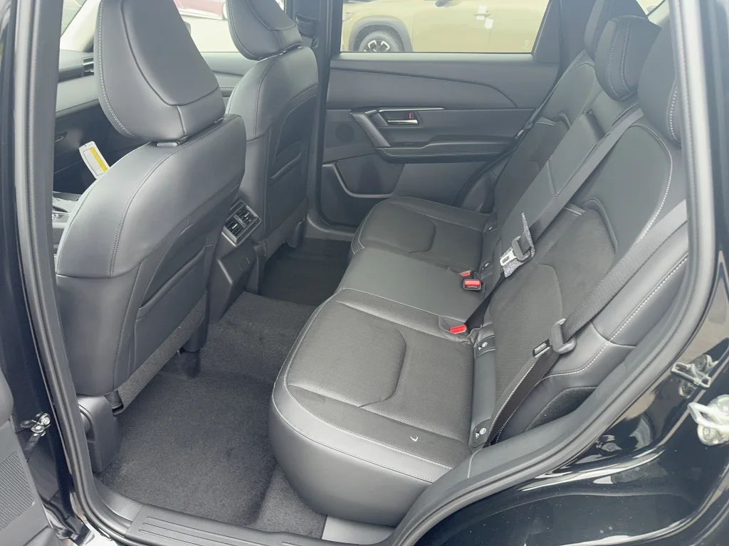 New 2026 Jet Black Mica Mazda 2.5 S Select AWD image 10