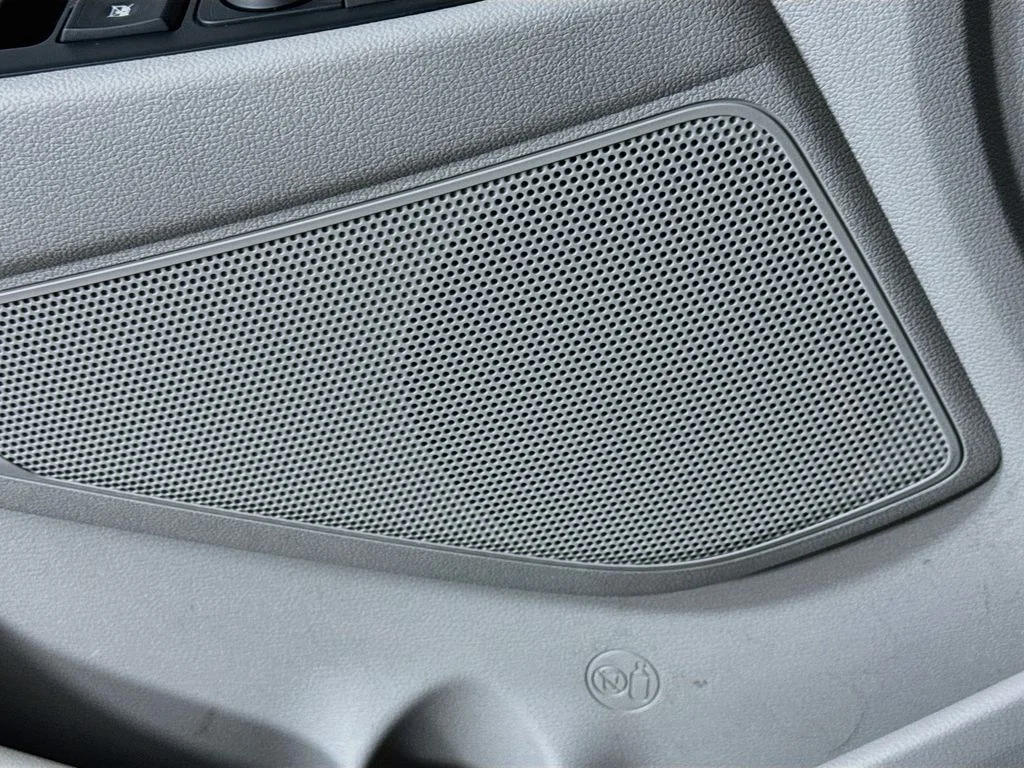 Used 2019 White Hyundai Value image 22