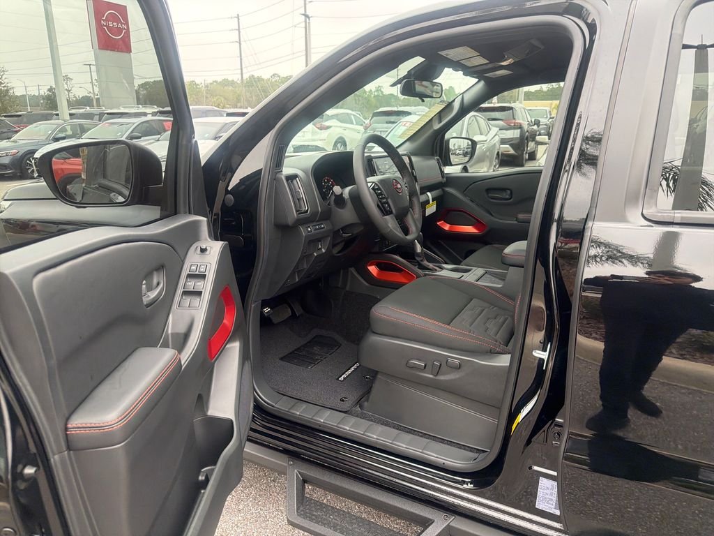 New 2026 Nissan Frontier PRO-X 4D Crew Cab