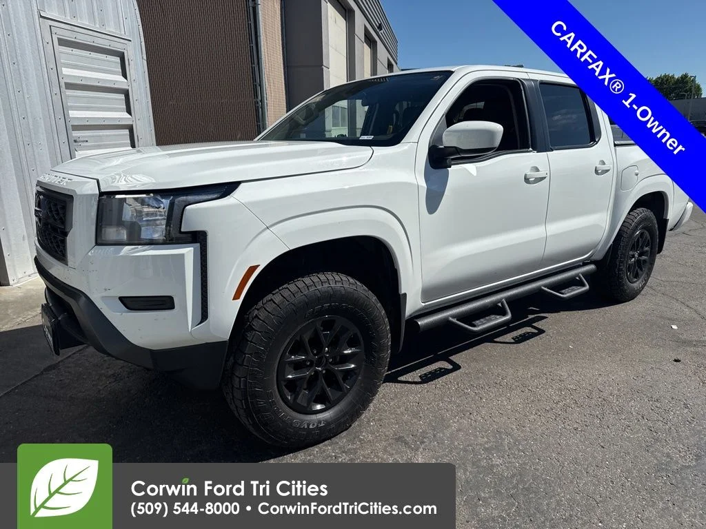 Used 2024 Glacier White Nissan SV image 4