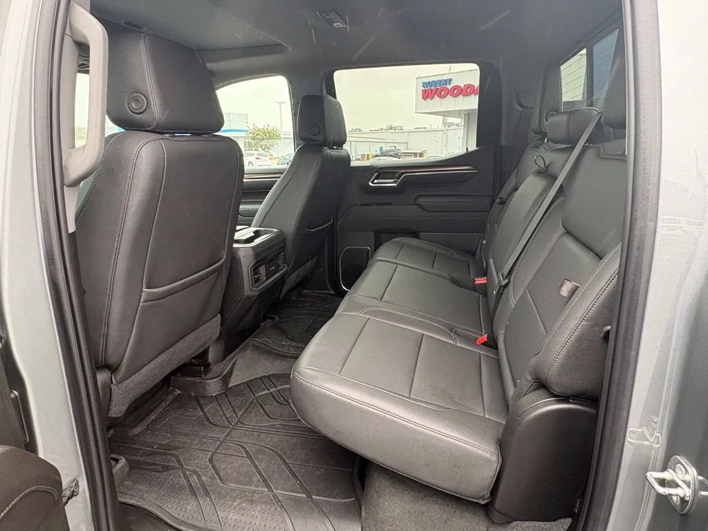 Used 2023 STERLING GRAY METALLIC Chevrolet RST image 20
