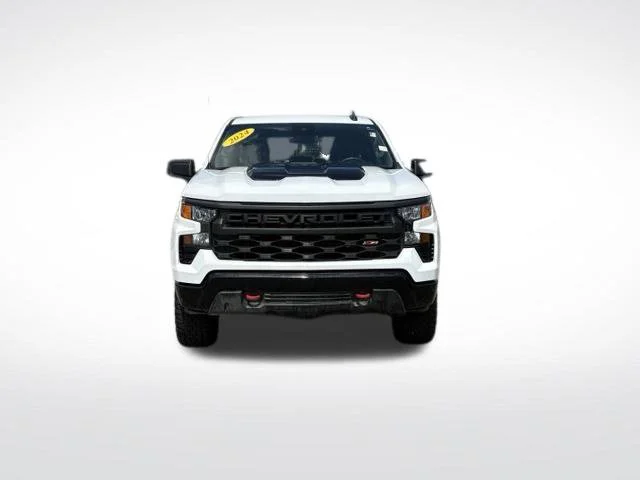 Used 2024 White Chevrolet Custom Trail Boss image 2