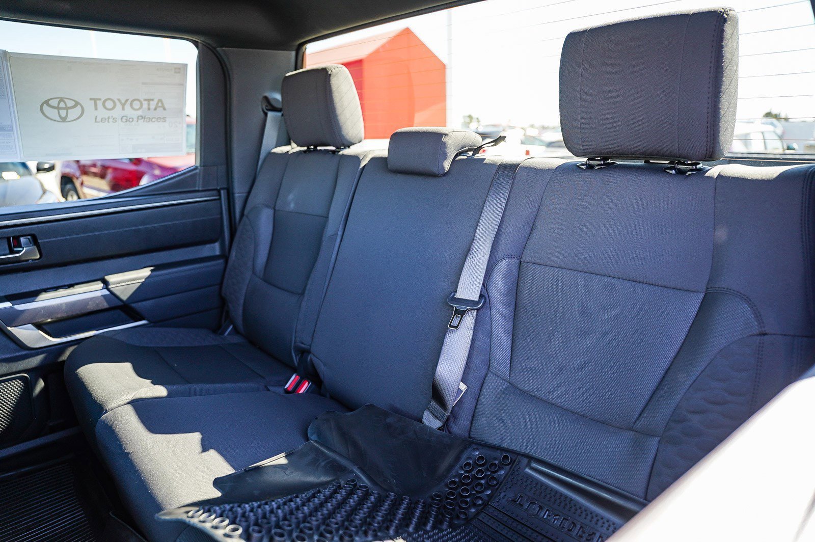 2026 Toyota Tundra SR5 - Photo 21