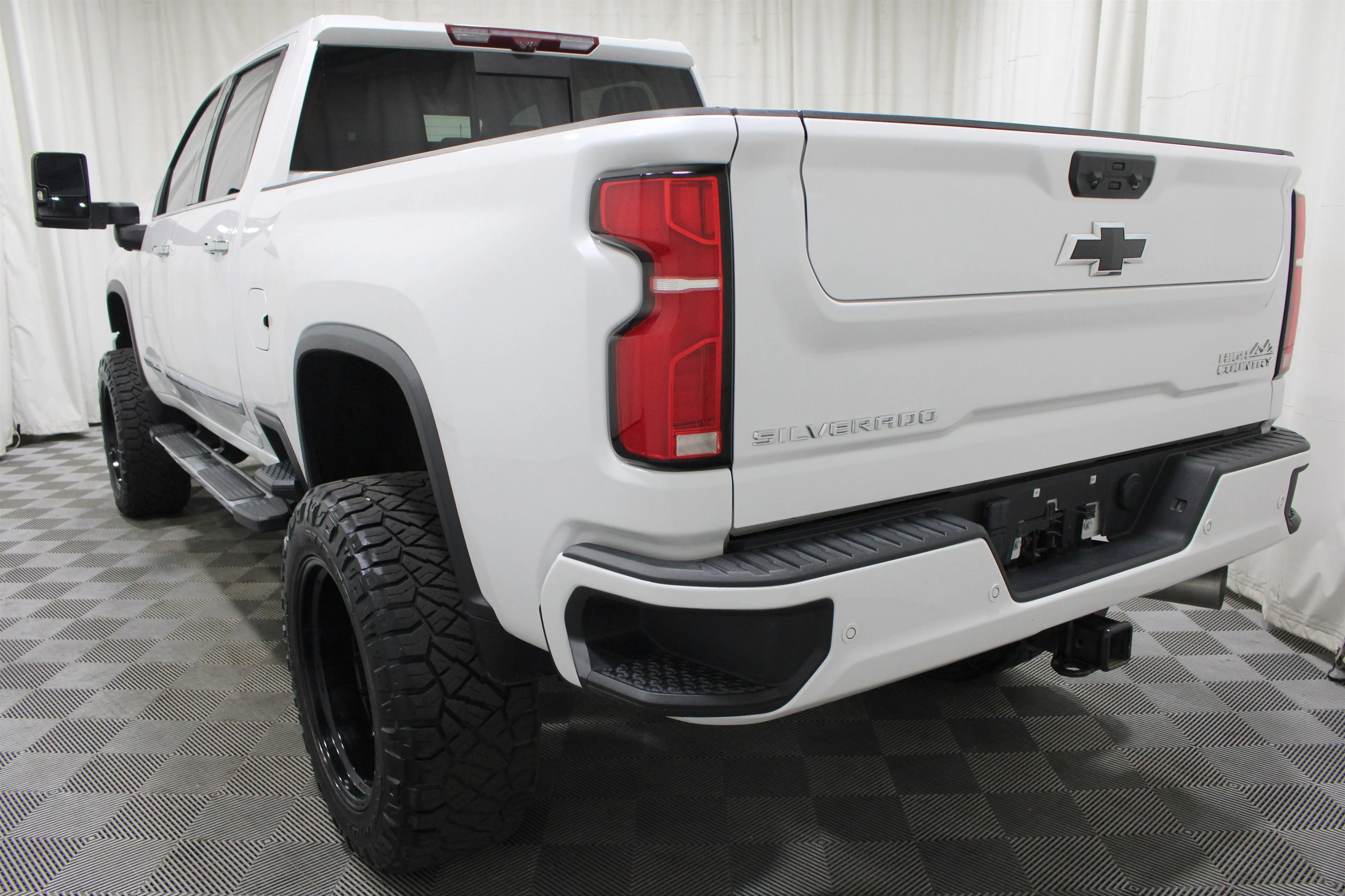 2024 Chevrolet Silverado 2500HD High Country - Photo 37