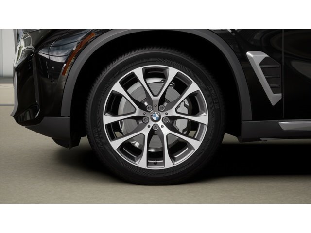 New 2026 Black Sapphire Metallic BMW xDrive40i image 7