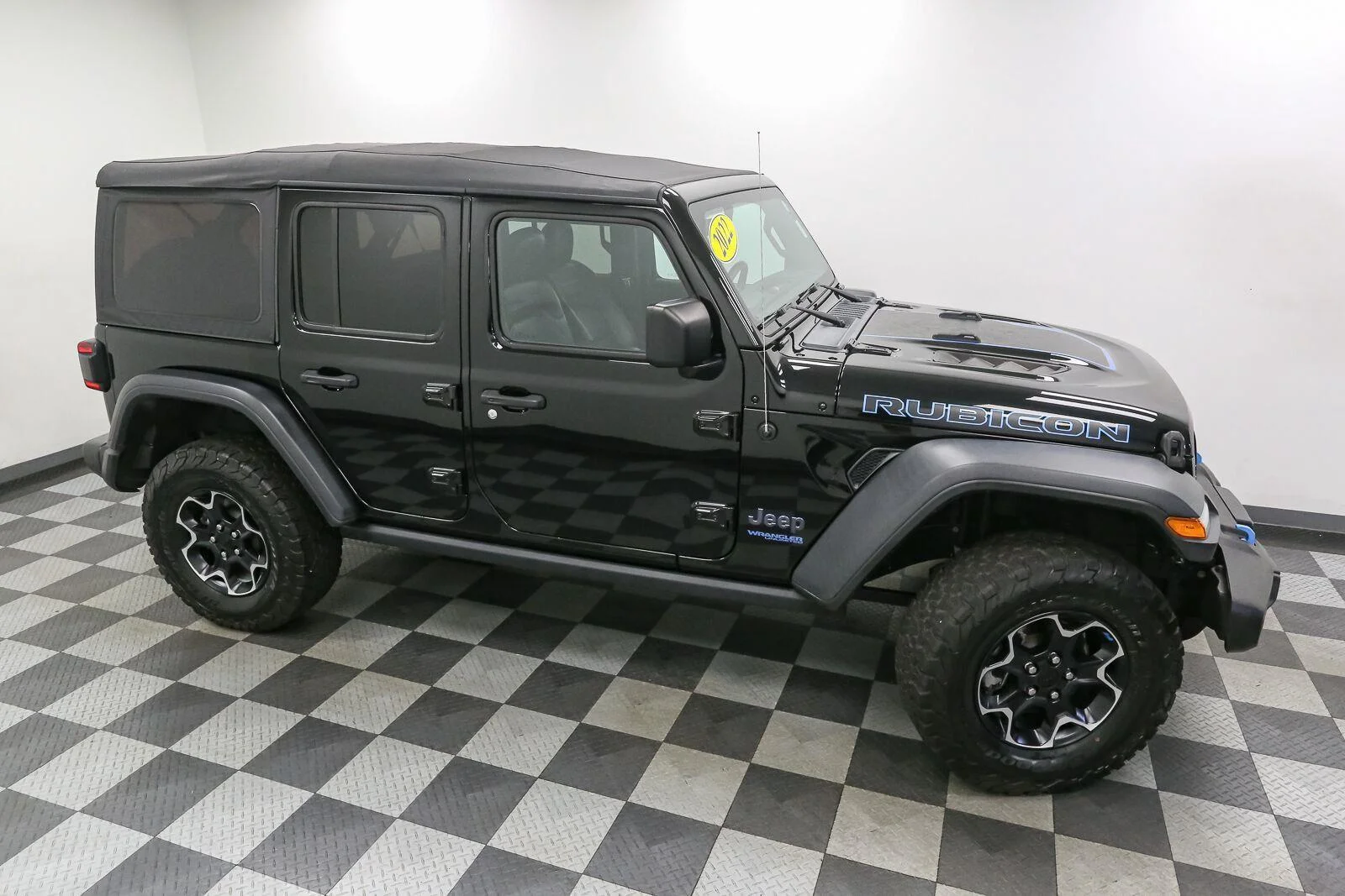 Used 2022 Black Clearcoat Jeep Unlimited Rubicon image 6