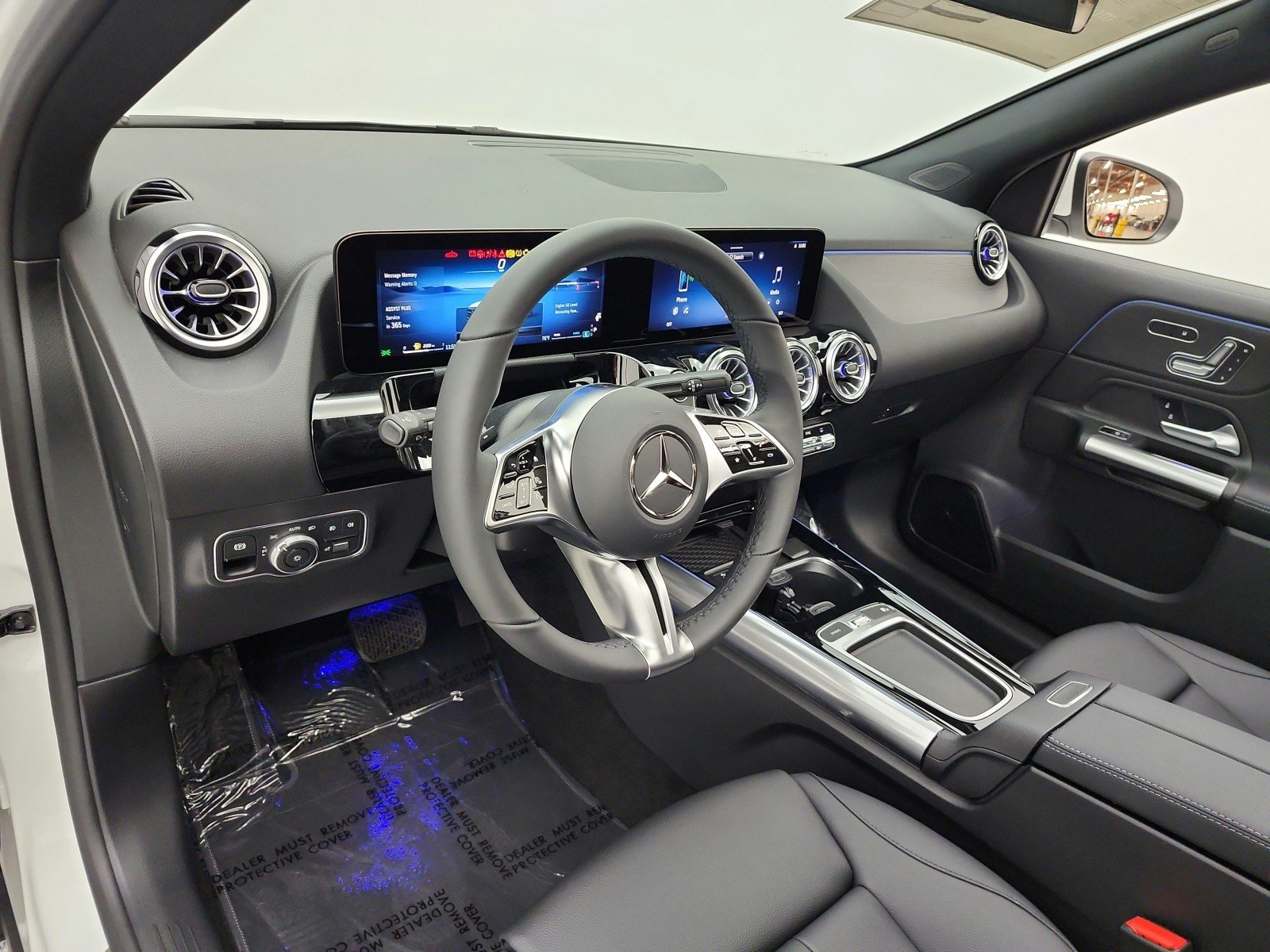 New 2026 Polar White Mercedes-Benz GLA 250 SUV image 9
