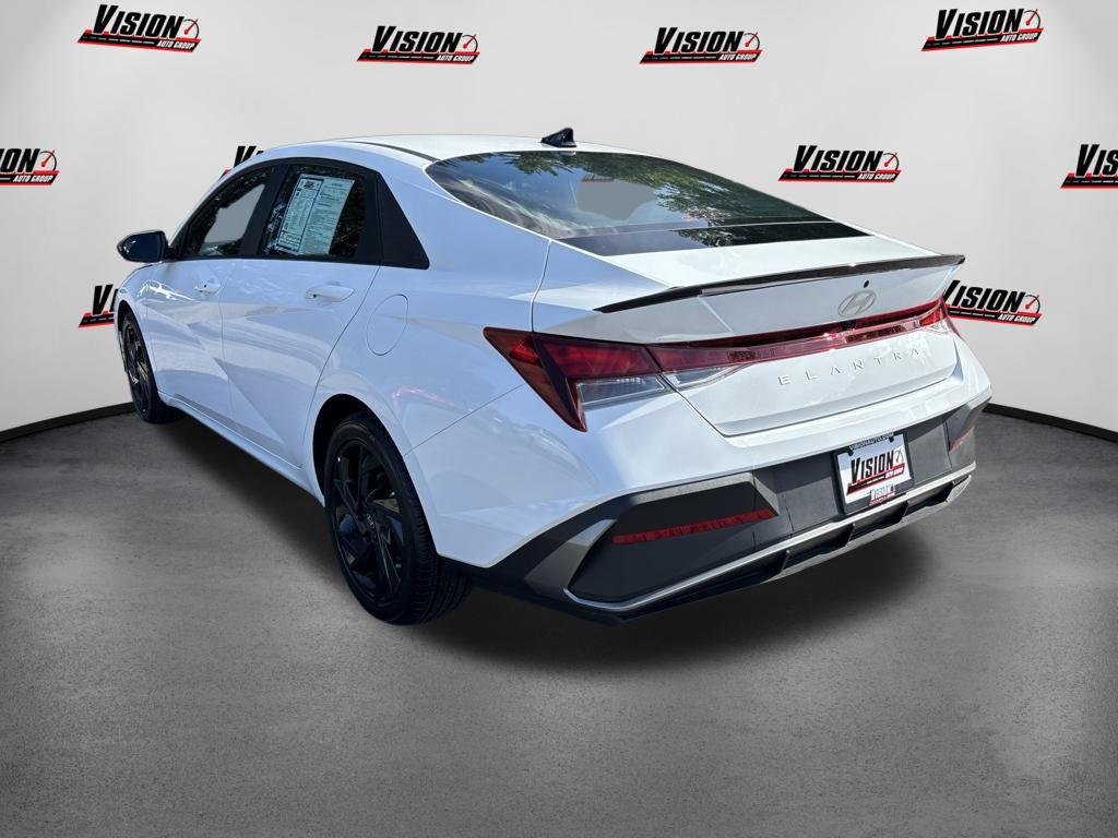 New 2026 White Hyundai SEL Sport image 7