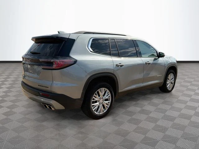 Used 2025 Sterling Metallic GMC Elevation image 7