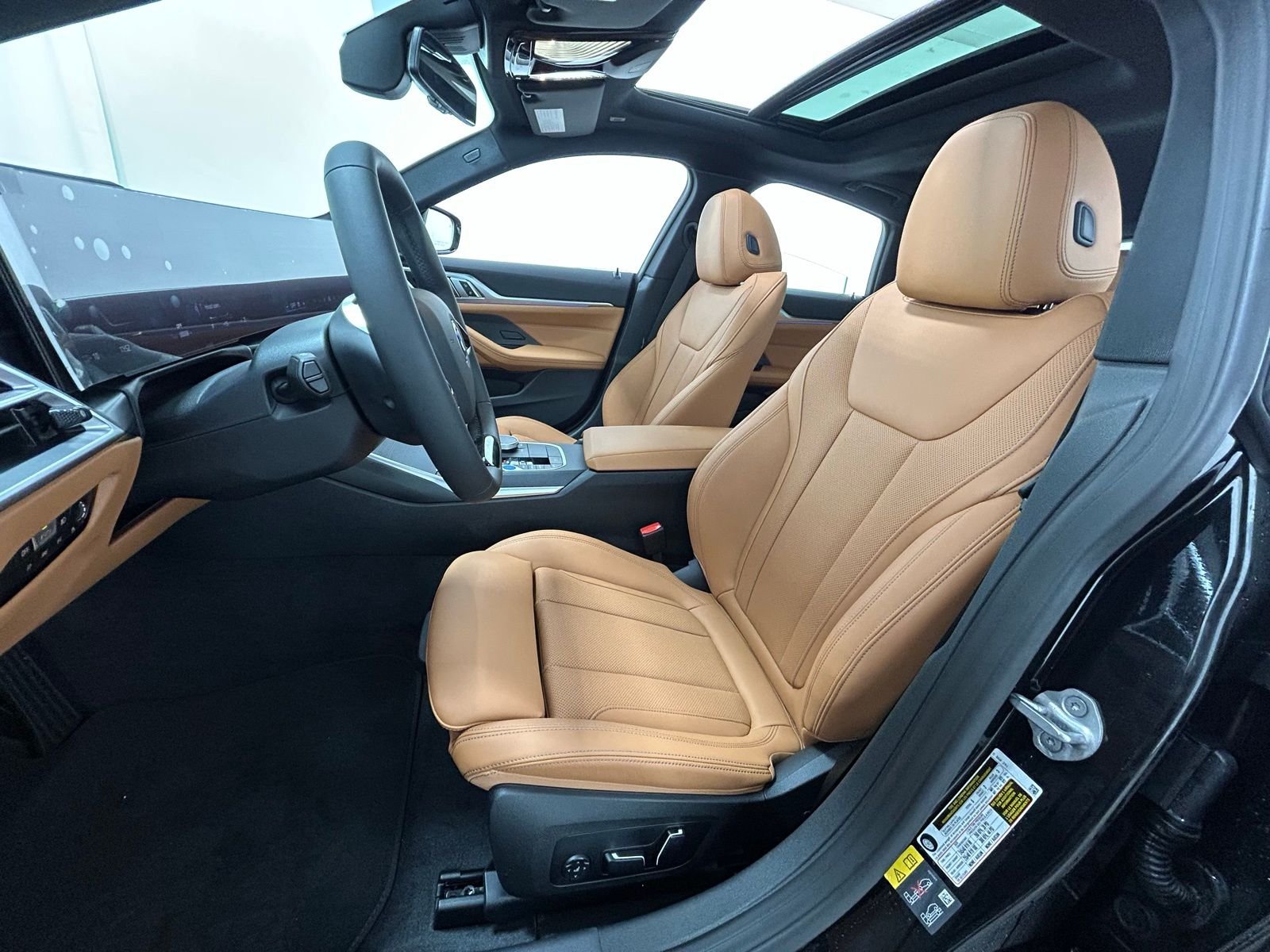 New 2026 Black Sapphire Metallic BMW xDrive40 image 50