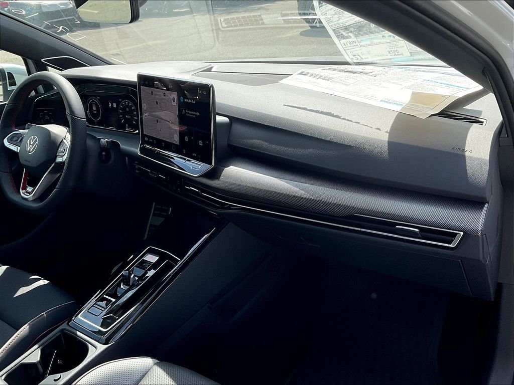 2025 Volkswagen Golf GTI SE - Photo 10