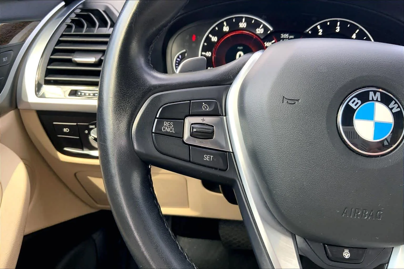 Used 2019 Dark Graphite Metallic BMW xDrive30i image 23