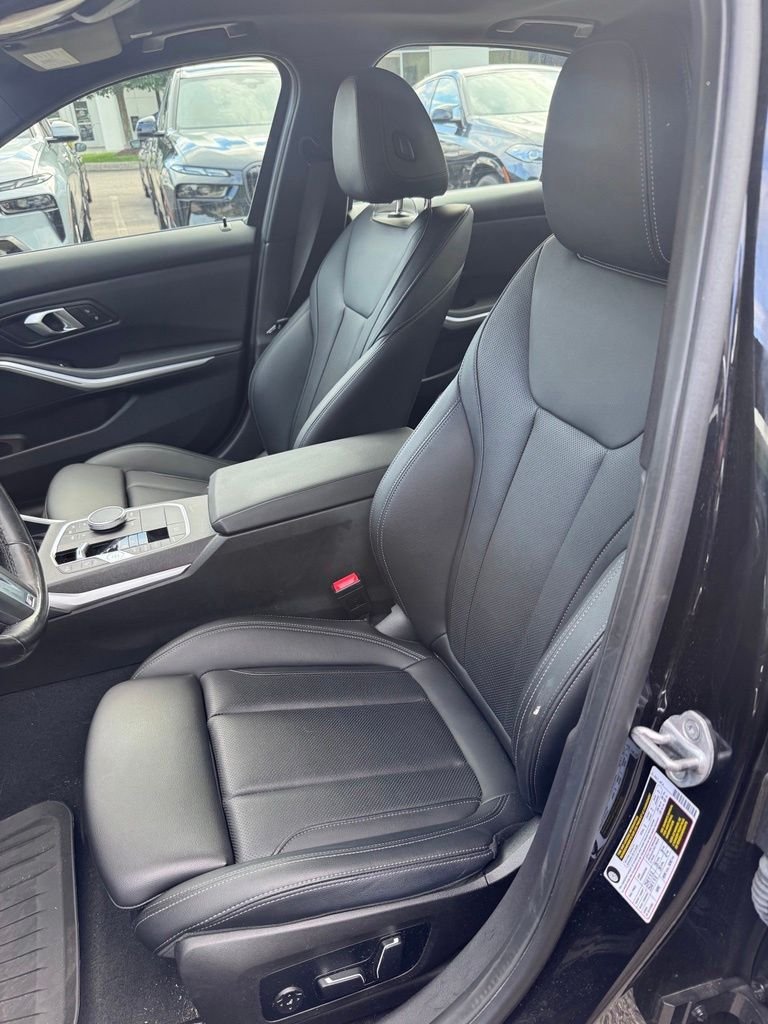 Used 2024 Black BMW 330i image 8
