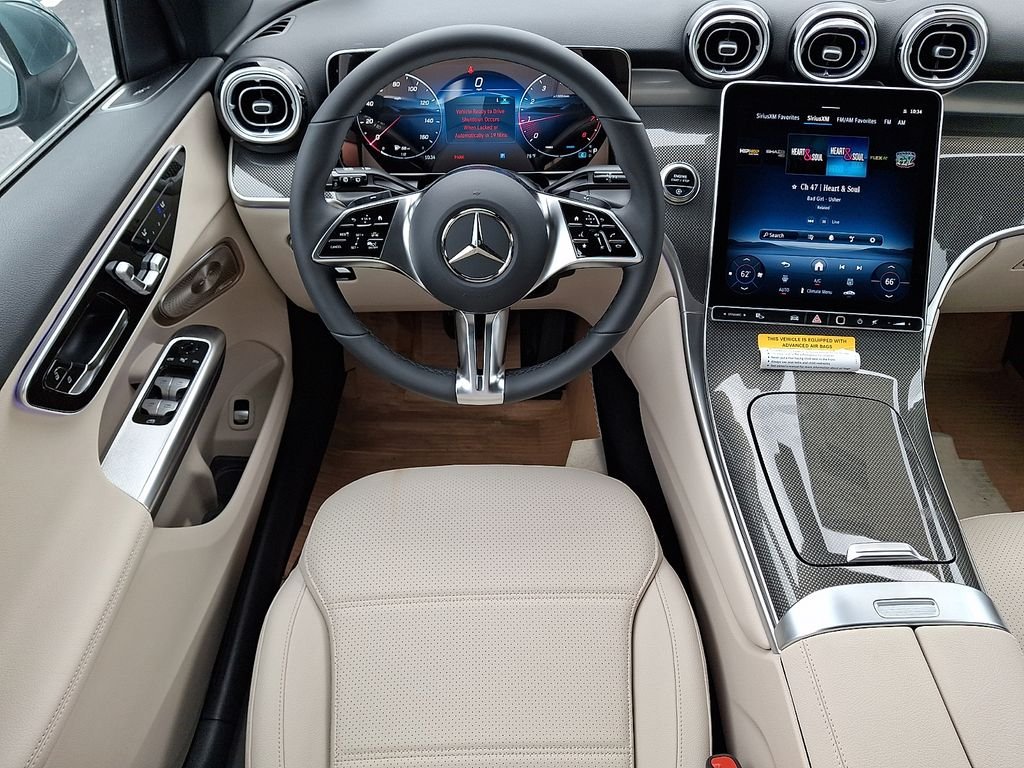 2027 Mercedes-Benz GLC 300 AWD 4MATIC® photo 11