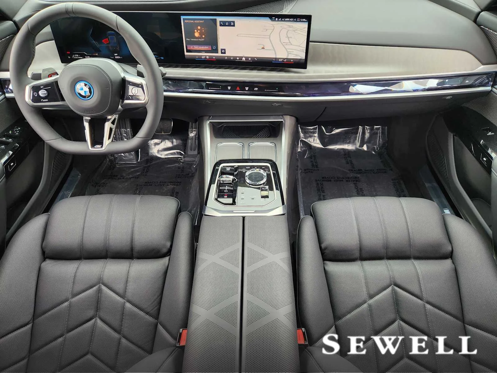 2026 BMW 7 Series 750e - Photo 6